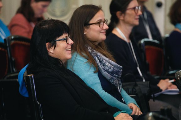 Auch das Lachen kommt nicht zu kurz.