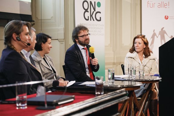 Konstruktive Diskussionen in Plenum 3
