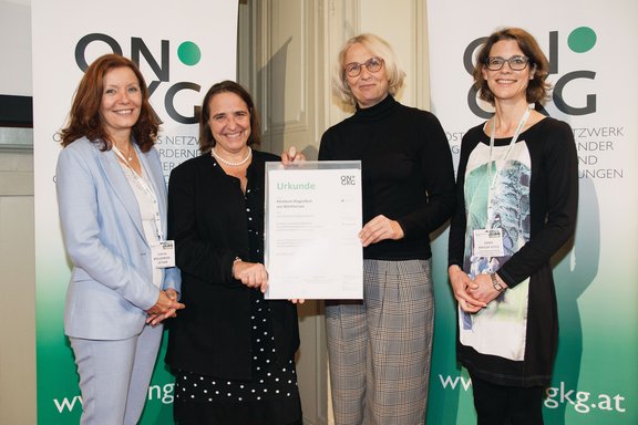 Evelyn Kölldorfer-Leitgeb (ONGKG), Angelika Kresnik und Elisabeth Aste (Klinikum Klagenfurt), Agnes Bergler-Stelzl (BMSGPK)