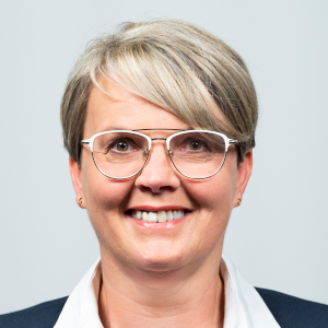 Porträtfoto von Karin Rumpelsberger